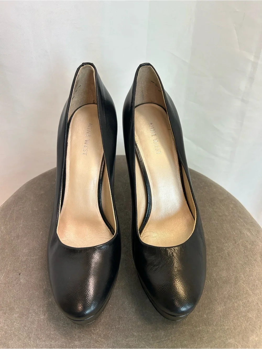 Nine West Black Leather Platform Stiletto Pumps High Heels Classic Round Toe 8.5